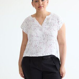 NWT Reitmans Cap-Sleeve Blouse with Split Neckline 3X